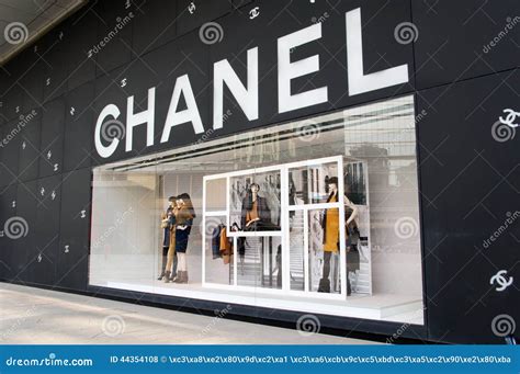 chanel china sales slump